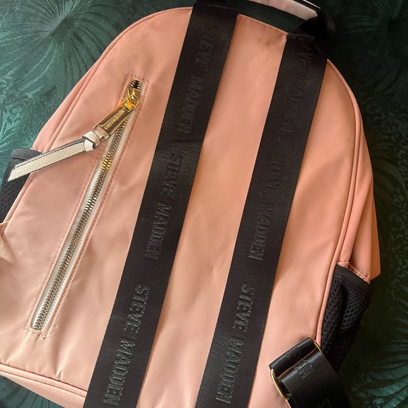 Backpack - Picture 5 of 5